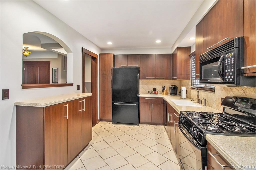 6074 Princess Lane, Clarkston, MI — Photo 5