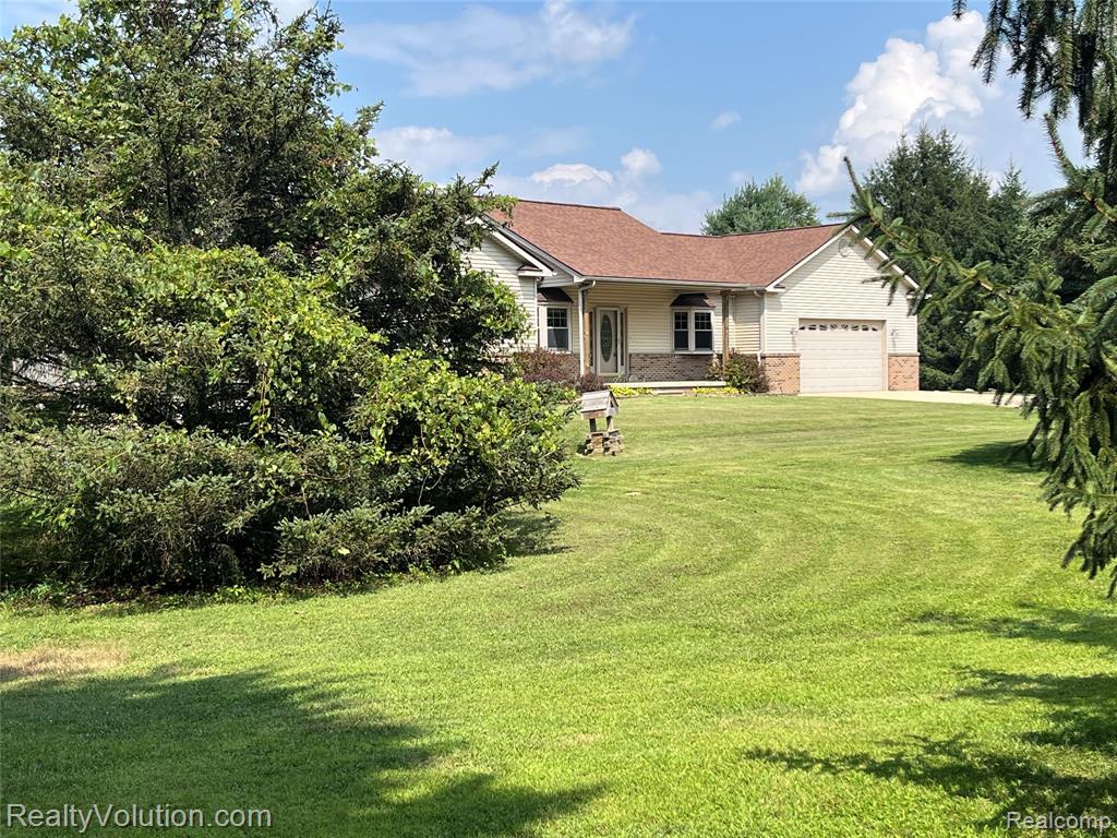 5885 Skyview Drive, Imlay City, MI 48444 — Photo 63