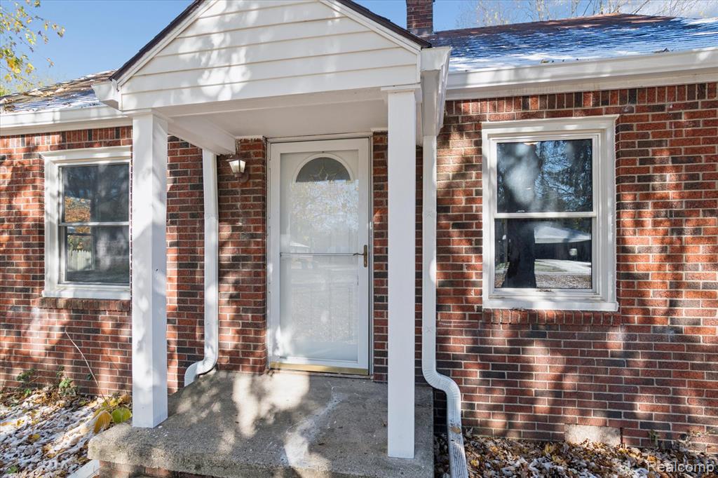 49934 W Huron River Drive, Belleville, MI 48111 — Photo 6