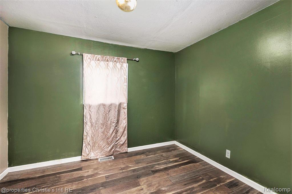 58 Yeamans Street, Mount Clemens, MI 48043 — Photo 11