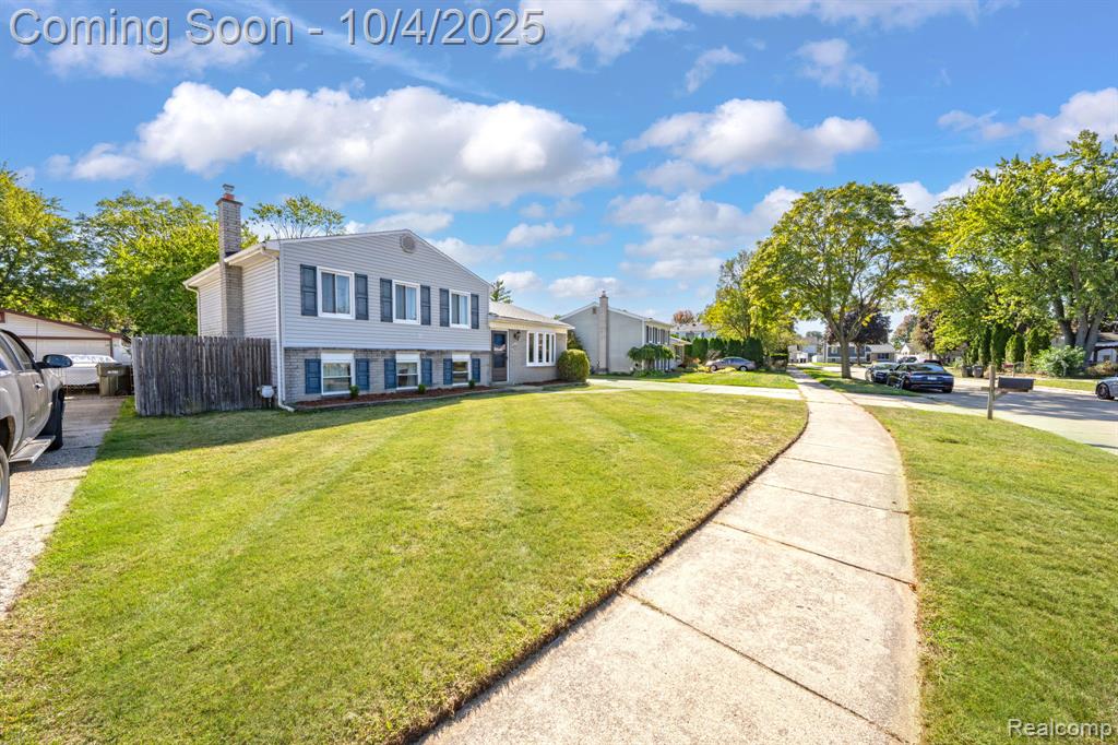 42708 Wilmington Drive, Sterling Heights, MI 48313 — Photo 4
