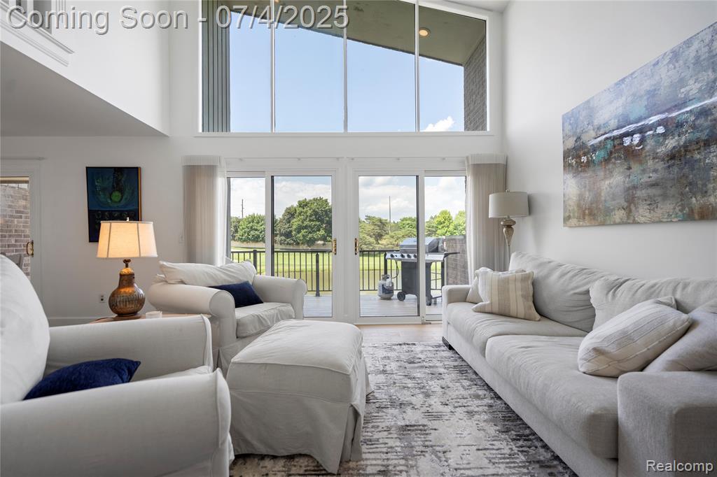 938 Brookwood Lane E, Rochester, MI 48309 — Photo 13