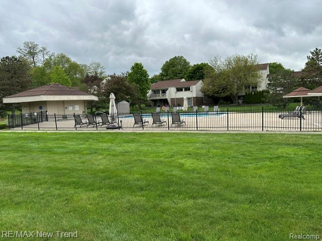 5118 SIMPSON LAKE Road, West Bloomfield, MI 48323 — Photo 16