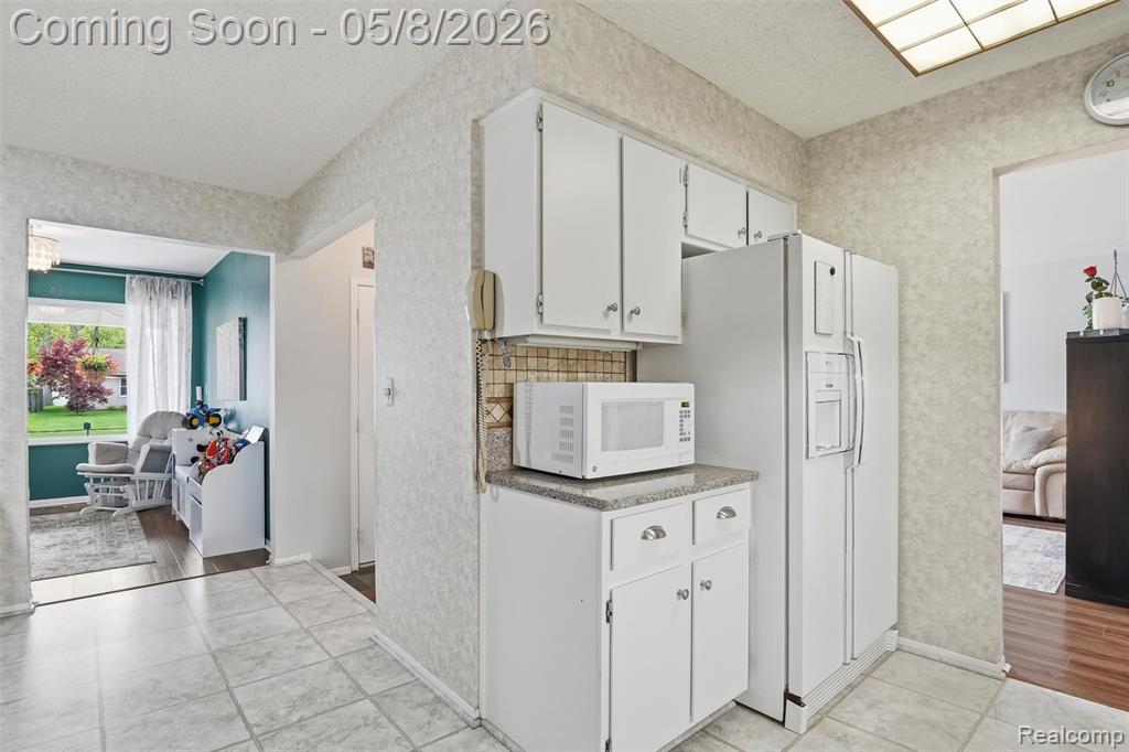 44088 Yorkshire Drive, Canton, MI 48187 — Photo 11