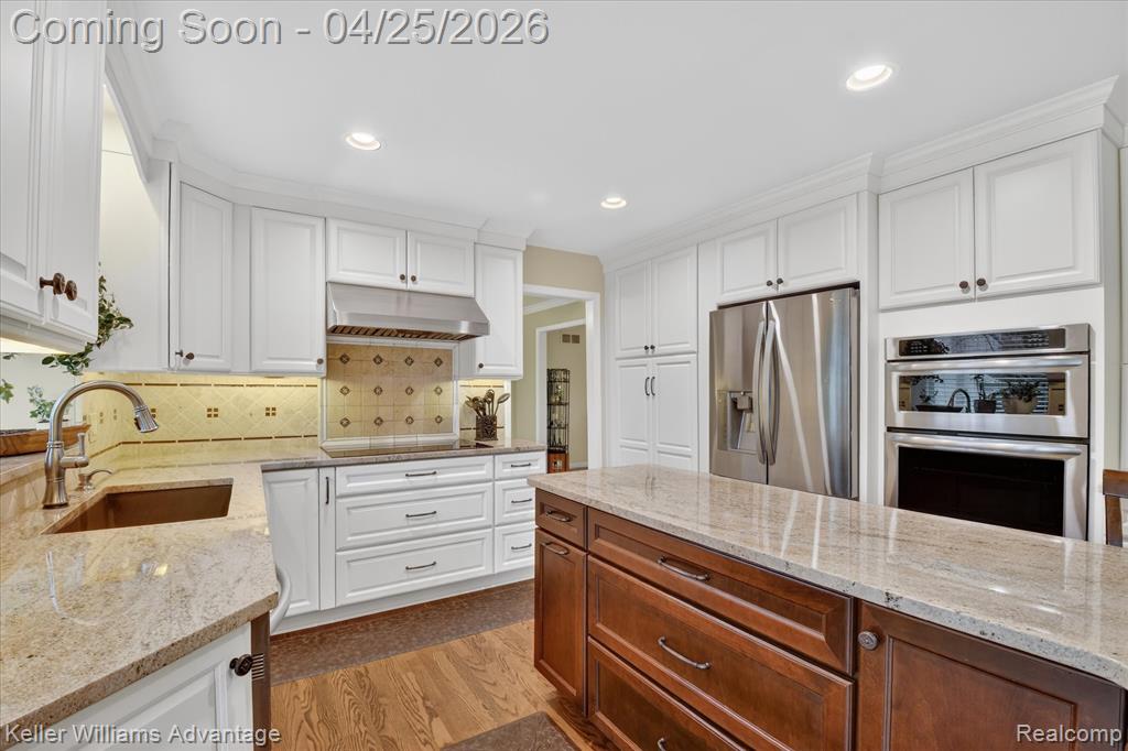 721 Remington Court, Commerce Twp, MI 48382 — Photo 19