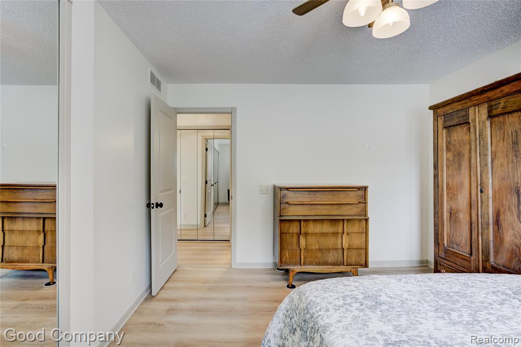 288 Edington Circle, Canton, MI 48187 — Photo 18