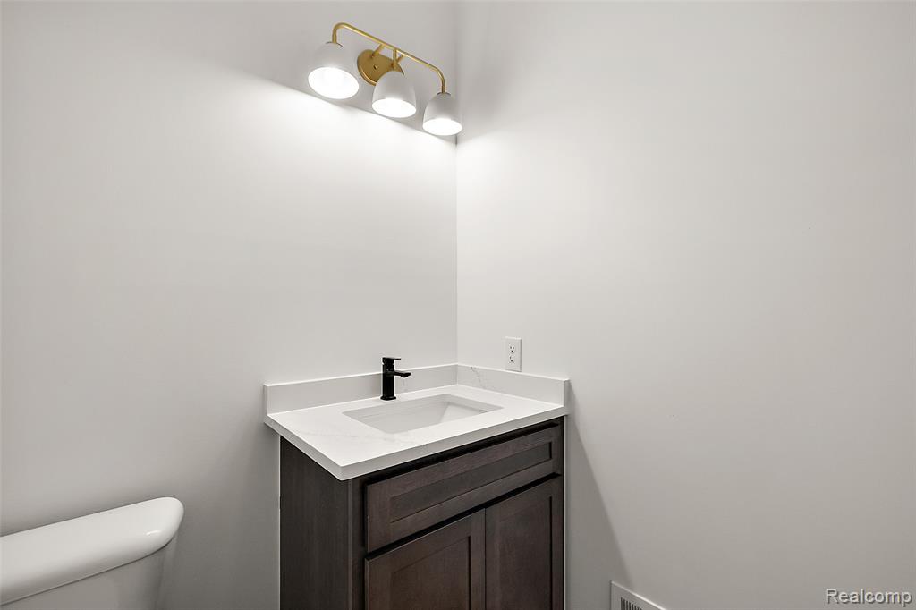28325 Nadia Lane, Chesterfield, MI 48047 — Photo 10
