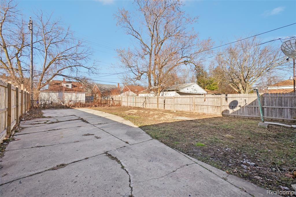 14141 Edmore Drive, Detroit, MI 48205 — Photo 22