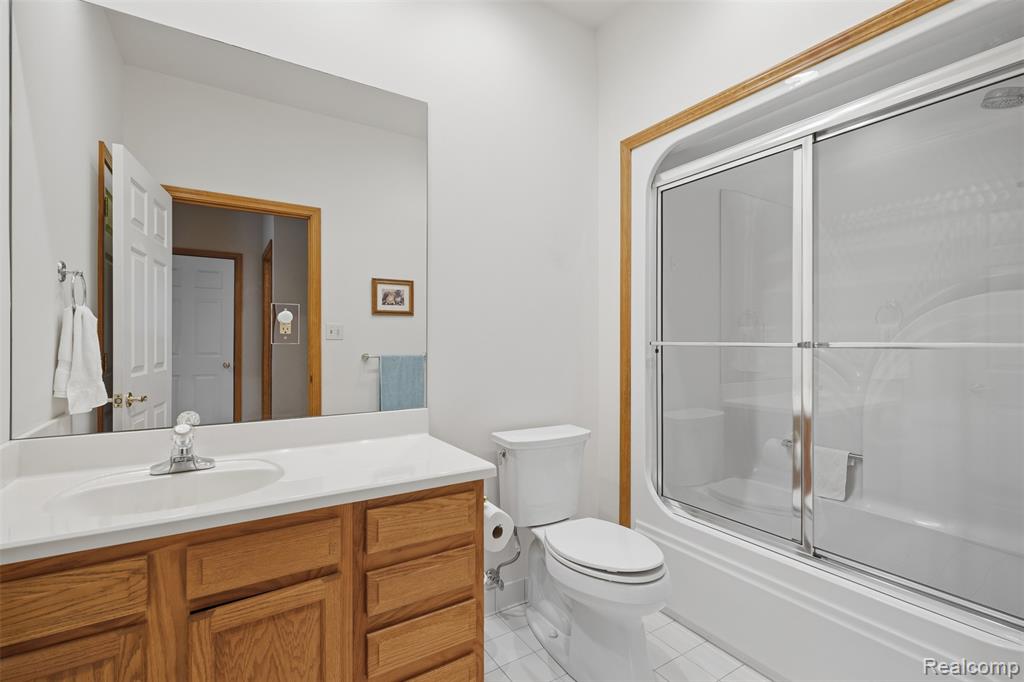 9210 Newburgh Road, Livonia, MI 48150 — Photo 16