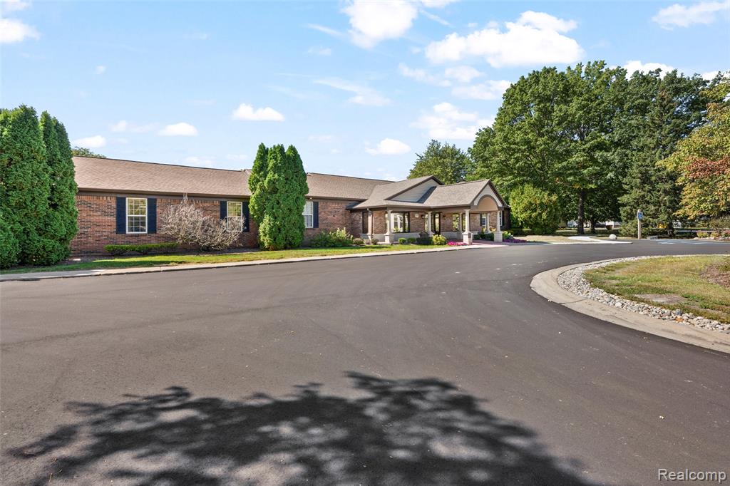 52159 Landsdowne Circle, Chesterfield, MI — Photo 32