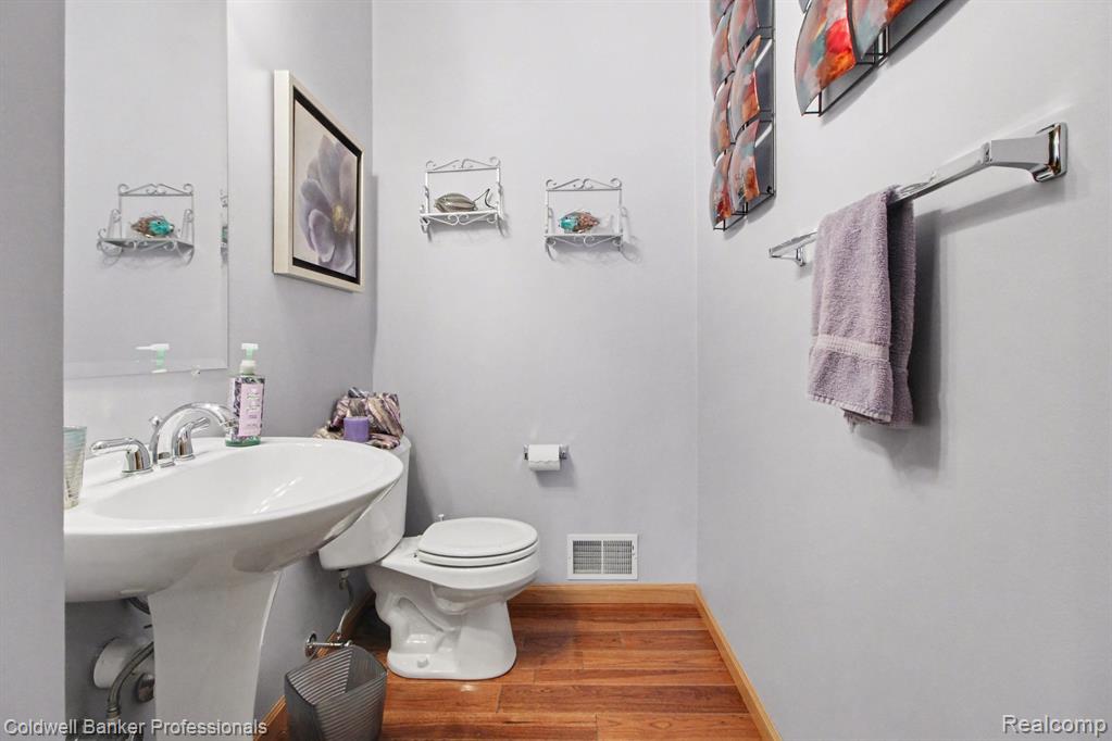 252 Stratford Lane, Lake Orion, MI — Photo 20