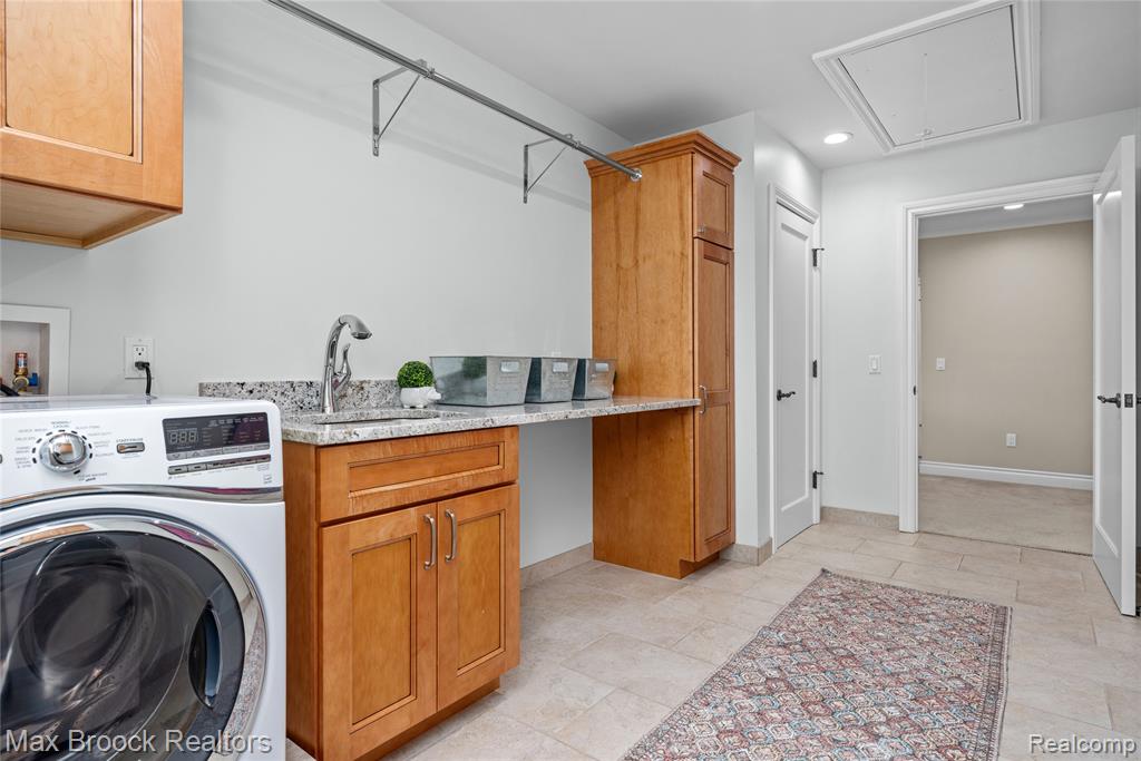 18341 Warwick Street W, Beverly Hills, MI 48025 — Photo 39