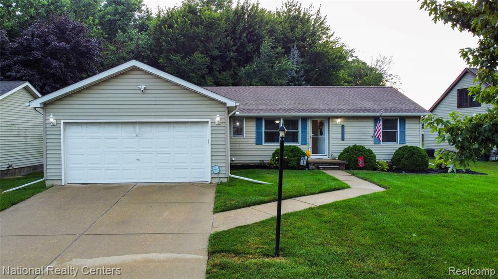 45933 Brookside North Drive, Macomb, MI 48044 — Photo 23