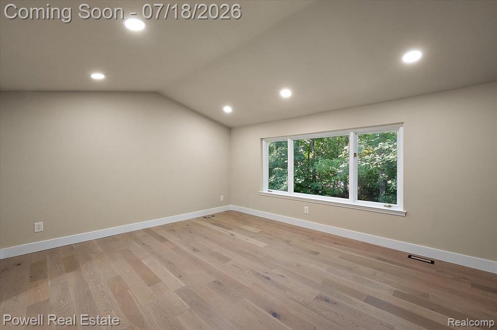 1106 Timberview Trail, Bloomfield Hills, MI 48304 — Photo 27
