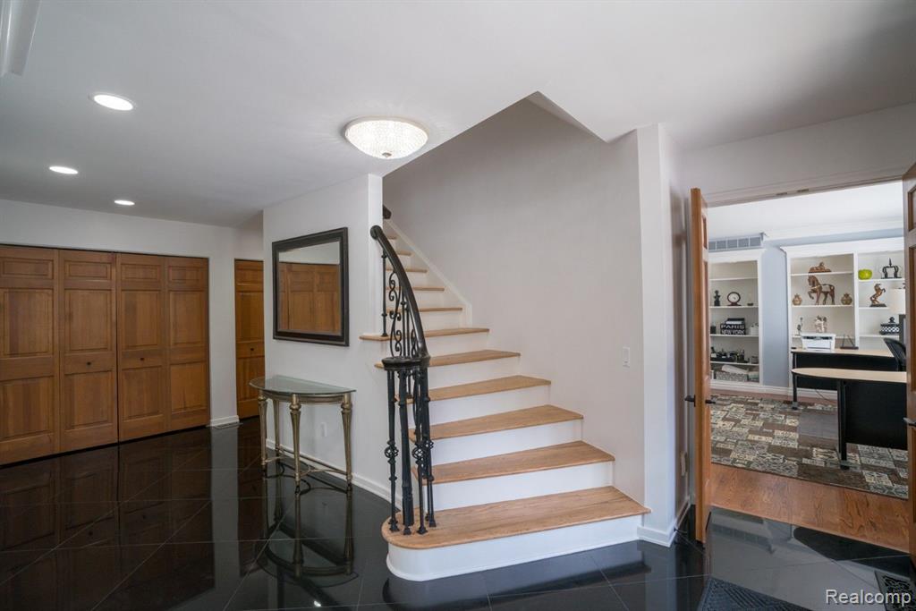 45778 FERMANAGH Drive, Northville, MI 48168 — Photo 15
