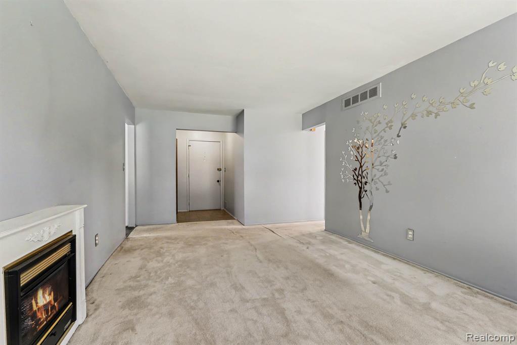5540 New Meadow Drive, Ypsilanti, MI 48197 — Photo 6