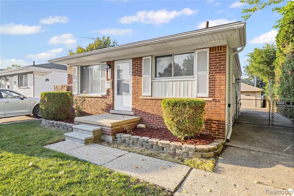 8475 Farnum Avenue, Warren, MI 48093 — Photo 3