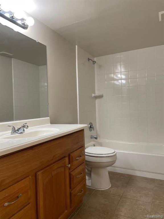 855 E SUMMIT Street, Milford, MI 48381 — Photo 14