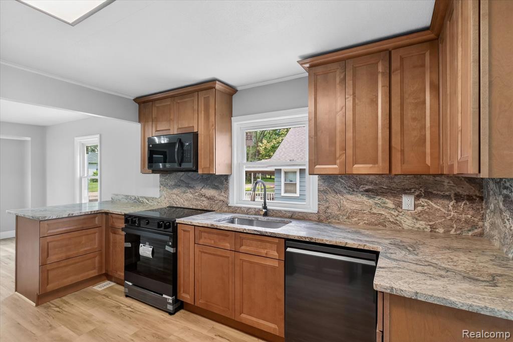 677 Lucille Drive, Wolverine Lake, MI 48390 — Photo 14