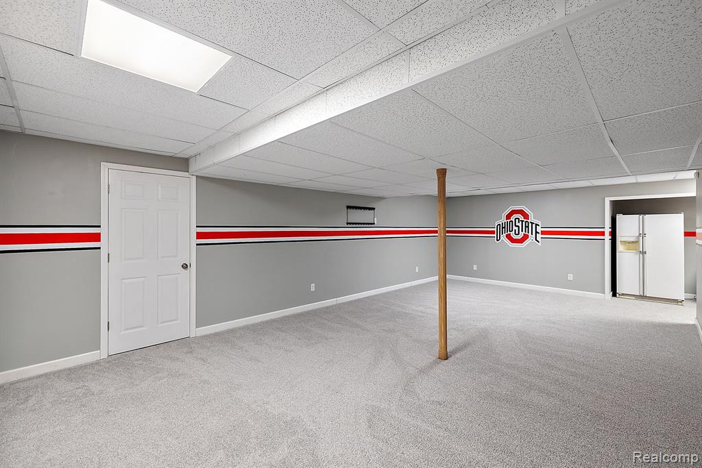 10161 LONGFORD Drive, South Lyon, MI 48178 — Photo 55