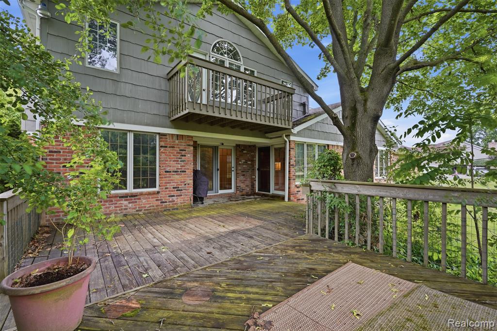 9277 Burning Tree Drive, Grand Blanc, MI 48439 — Photo 49