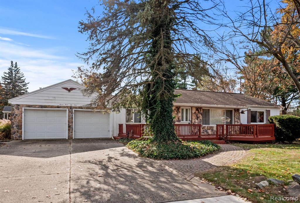 7324 POWERS Court, Shelby Twp, MI 48317 — Photo 23