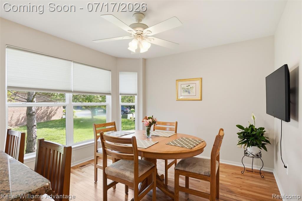 1449 Covington Crossing, 44, Walled Lake, MI 48390 — Photo 17