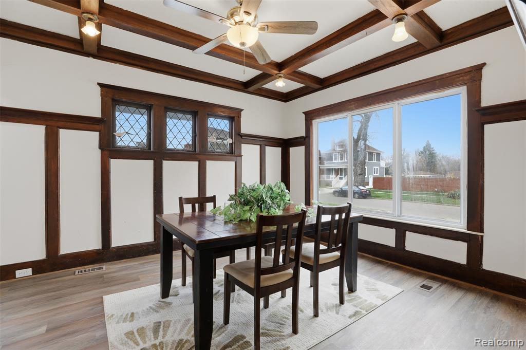 839 Webb Street, Detroit, MI 48202 — Photo 11