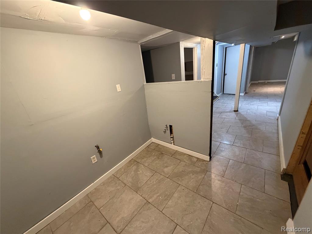 14333 Grandville Avenue, Detroit, MI 48223 — Photo 44