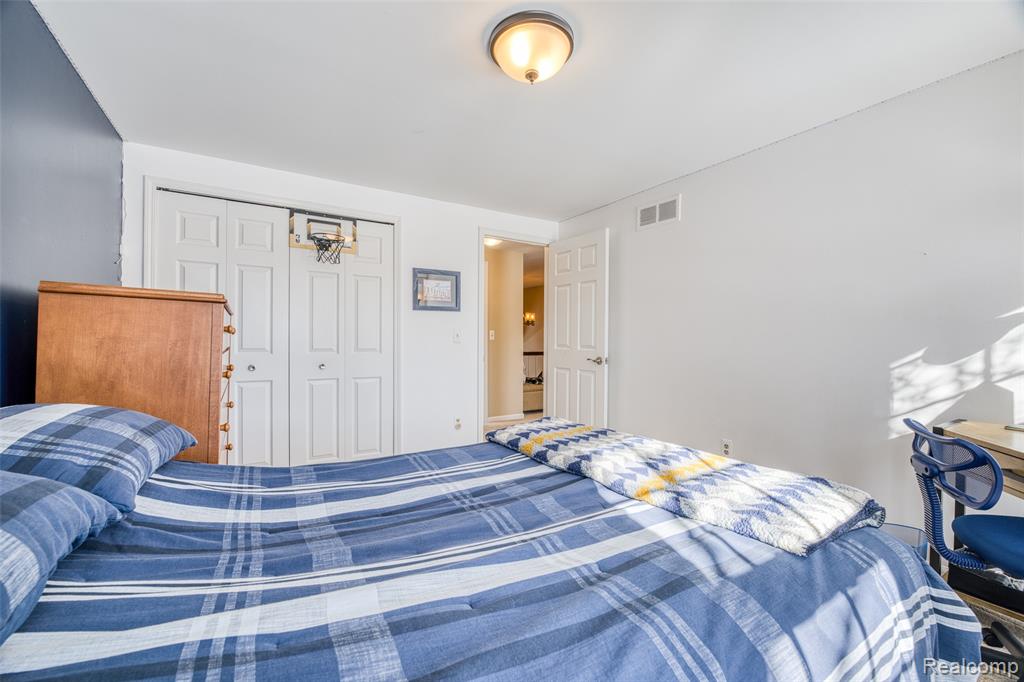 42134 Waterfall Road, Northville, MI 48168 — Photo 34