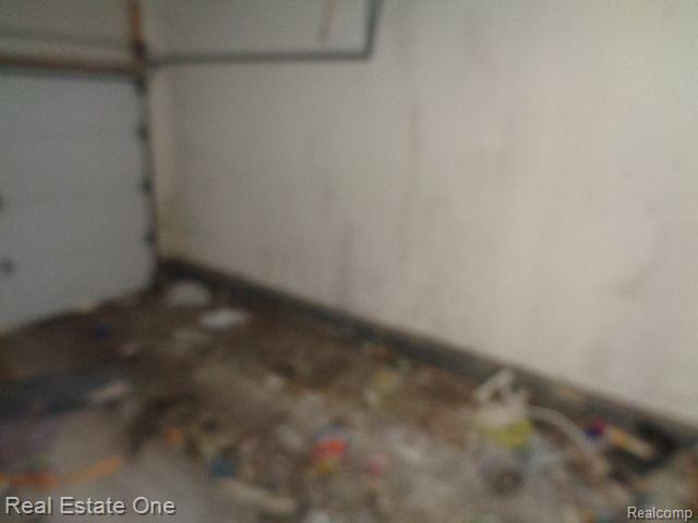 4208 HOLCOMB Street, Detroit, MI 48214 — Photo 17
