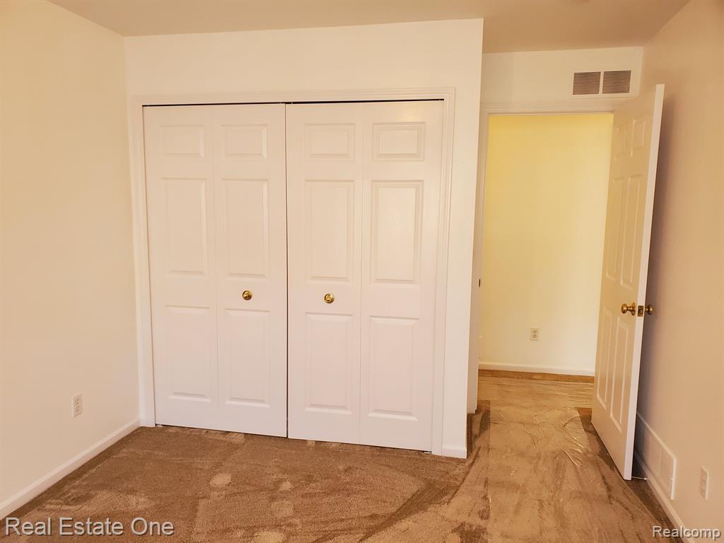 23061 FAIRLANE Boulevard, N-27, Woodhaven, MI 48183 — Photo 13