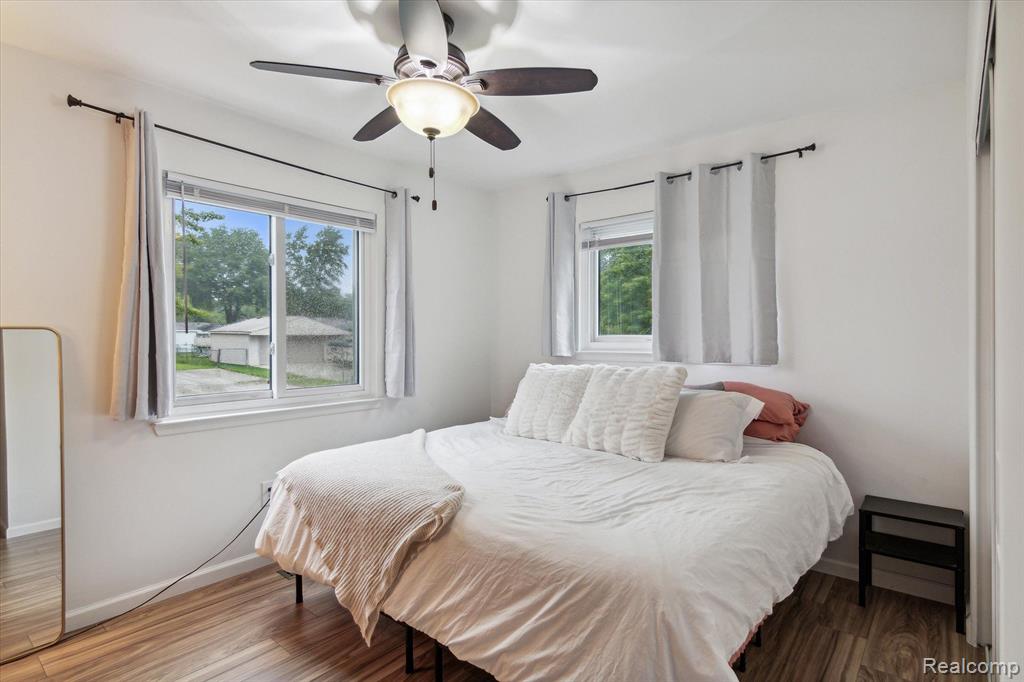 41551 HAMLIN Street, Belleville, MI 48111 — Photo 18