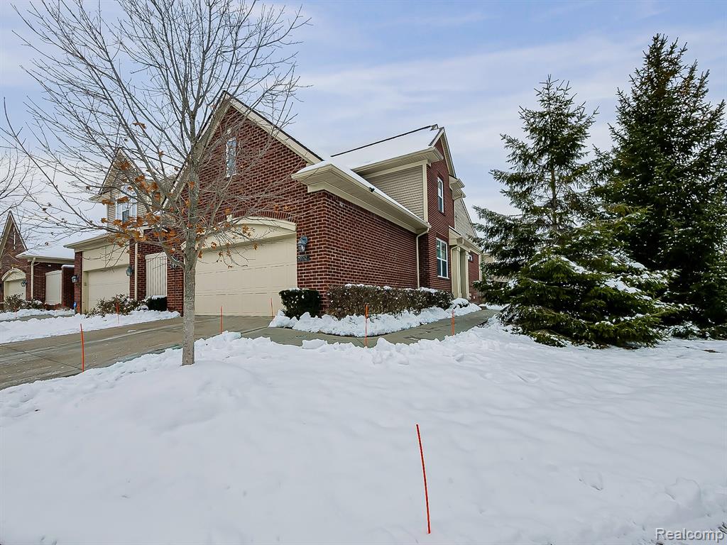7212 Berry, West Bloomfield, MI — Photo 3