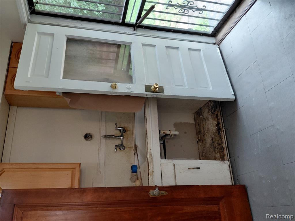 7023 CURTIS Street, Detroit, MI 48221 — Photo 5