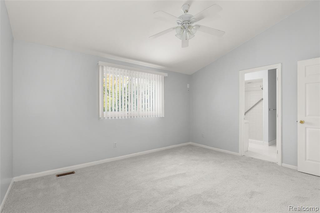441 Parkview Drive Drive, Detroit, MI 48214 — Photo 32