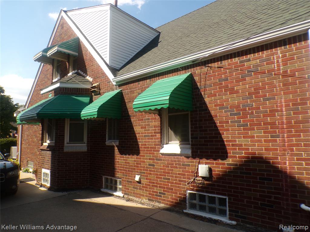 9644 Littlefield, Detroit, MI 48227 — Photo 3