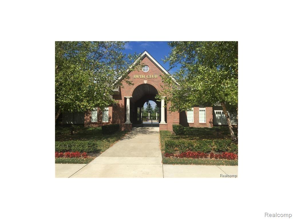 26210 Chesapeake Circle, Walled Lake, MI 48390 — Photo 29