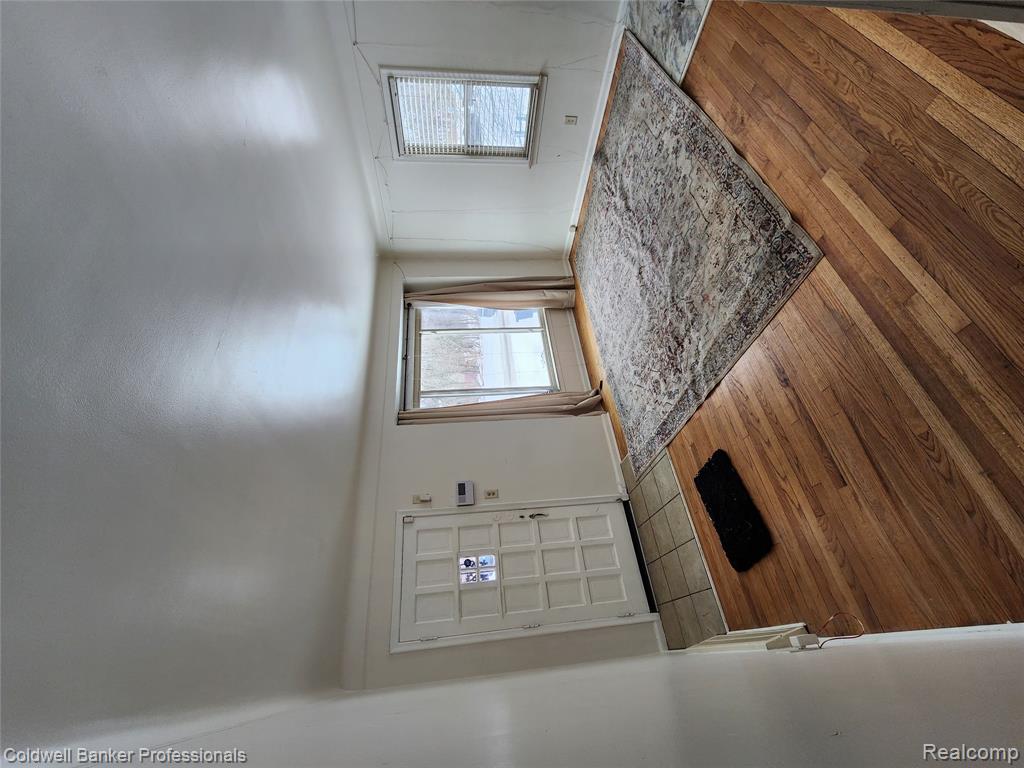 18925 Bentler Street, Detroit, MI 48219 — Photo 5