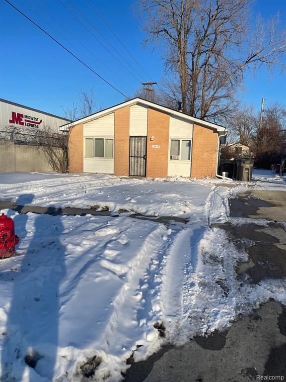 314 W Muir Avenue, Hazel Park, MI, 48030