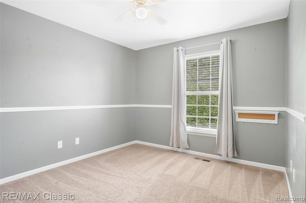 6323 Moonstone Dr, Grand Blanc, MI 48439 — Photo 24
