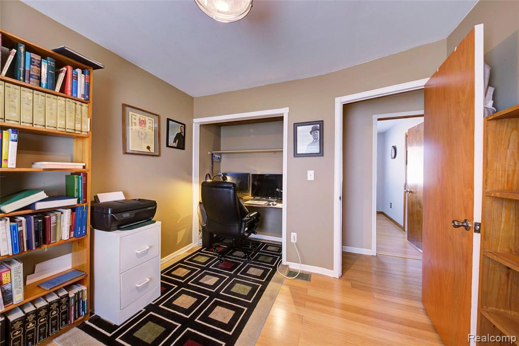 1817 S Pasadena Avenue, Ypsilanti, MI 48198 — Photo 21