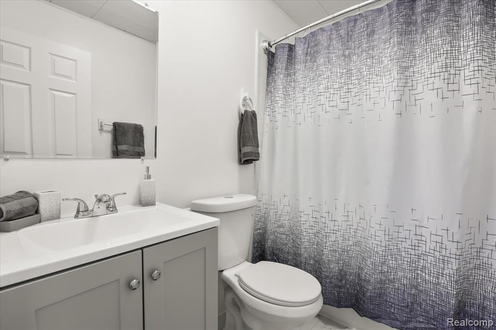 9243 Cornell Street, Taylor, MI 48180 — Photo 13