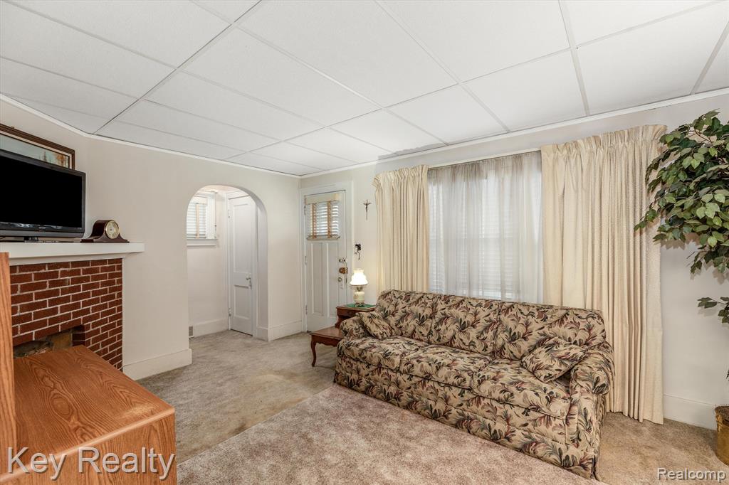 830 MILL Street, Lincoln Park, MI 48146 — Photo 9