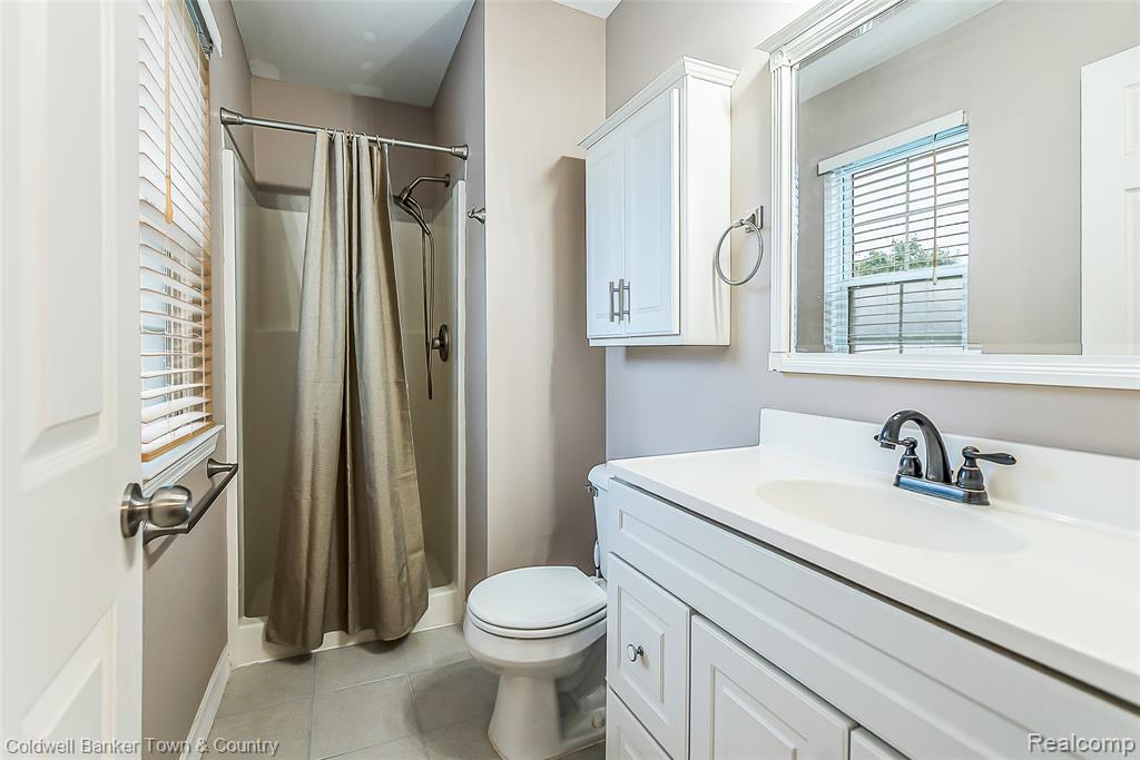 9305 Appleview Court, Brighton, MI 48116 — Photo 30