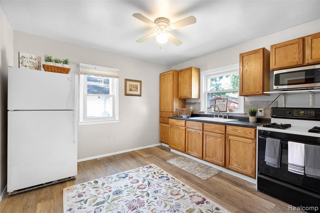 6310 Duncan Street, Taylor, MI 48180 — Photo 9