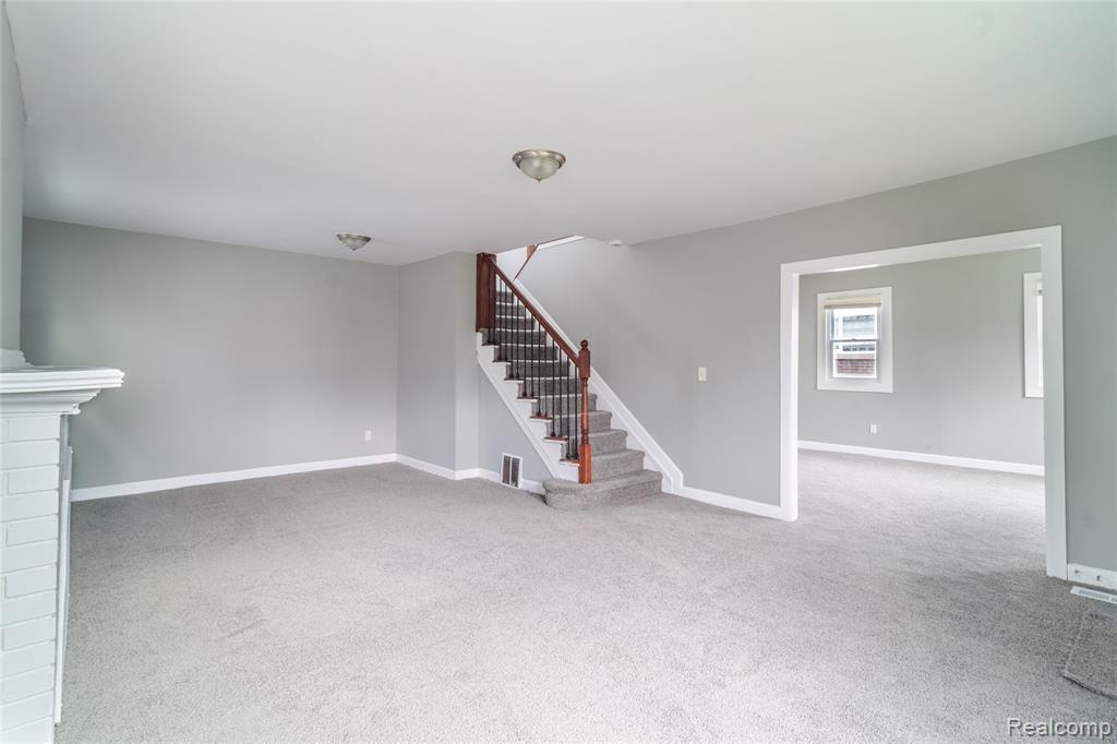 13135 Washburn Street - Photo 5