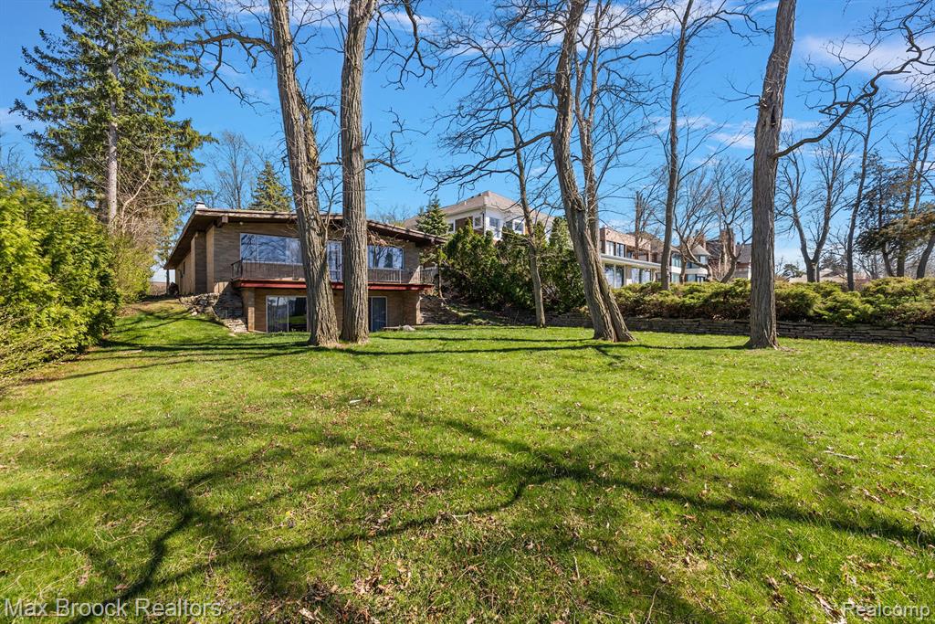 3549 WARDS POINT Drive, Orchard Lake Village, MI 48324 — Photo 7