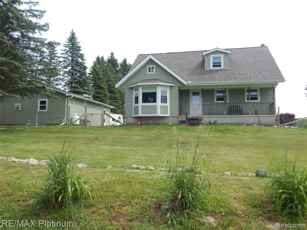 2025 W Rose Center Road, Holly, MI 48442 — Photo 35