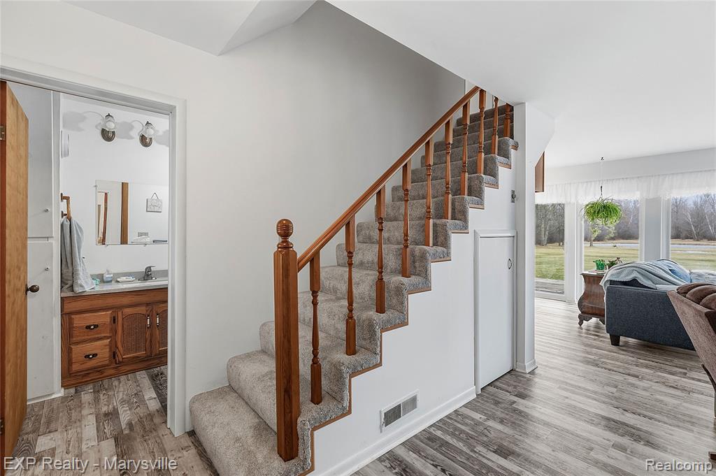 5265 Smiths Creek Road, Kimball, MI — Photo 4